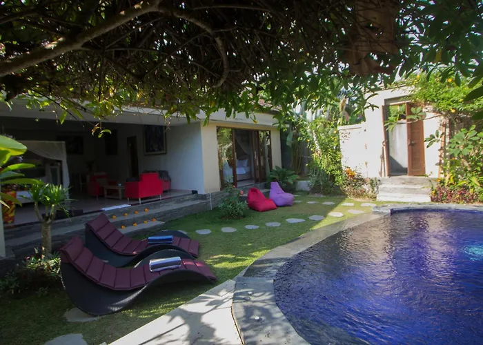 Villa Ratna