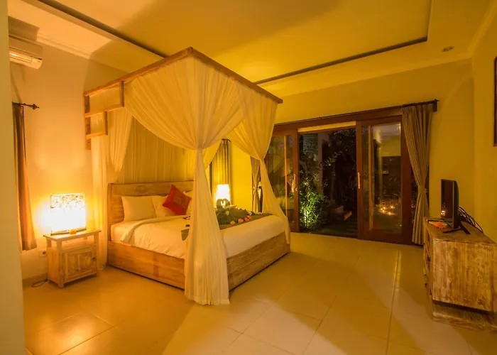 Villa Ratna *
