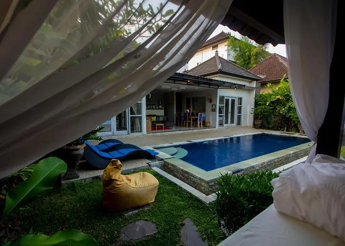 Ratna Ubud