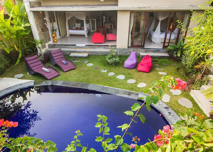 Villa Ratna *